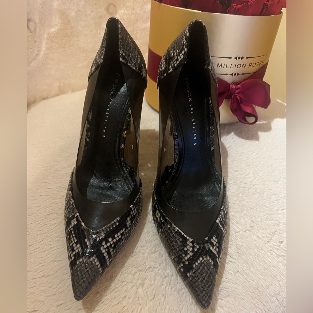 Zara black patent snakeskin pvc pump heels EUR 39 fits us 8